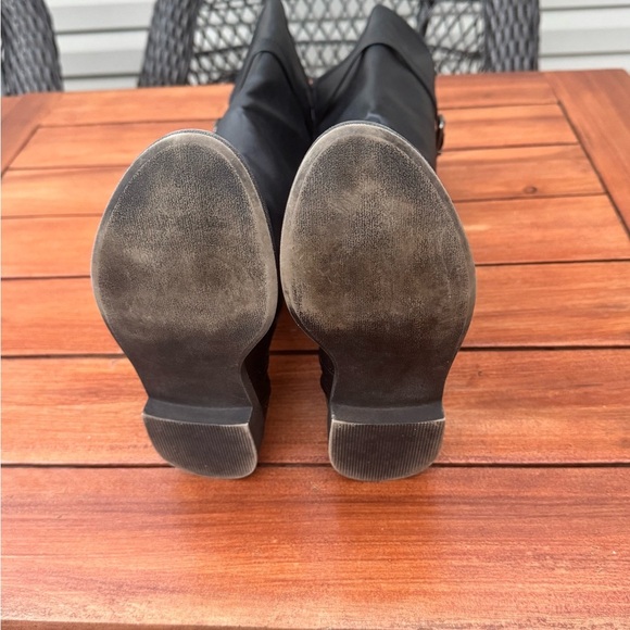 JustFab Flat Boots Ride Around Size 7 Wide Width - Picture 7 of 16